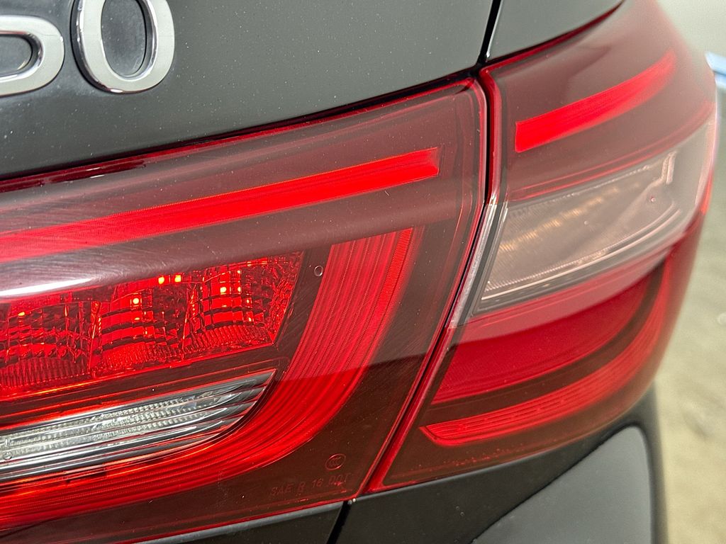 2018 Infiniti Q50 3.0t LUXE photo 29