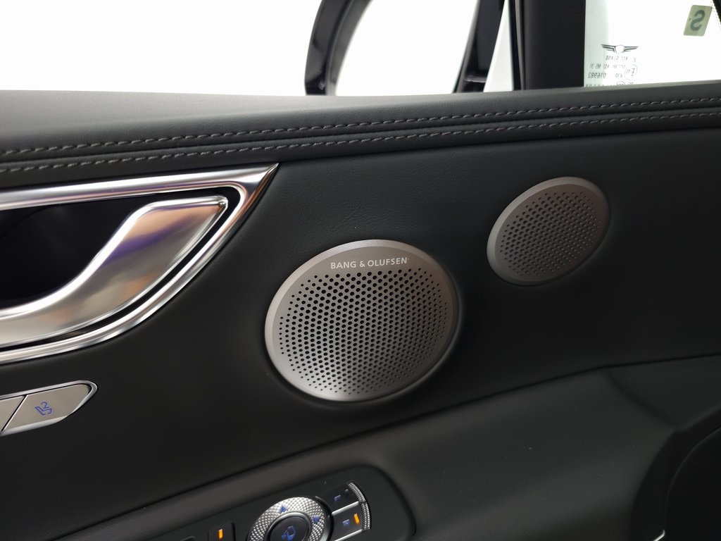 2025 Genesis GV80 3.5T Prestige photo 9