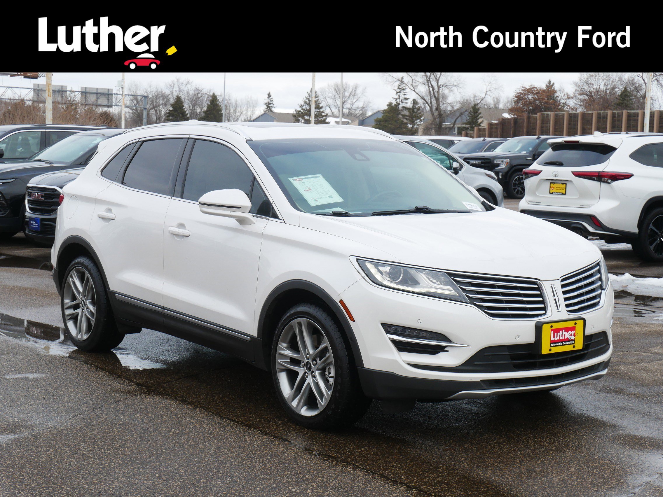 2015 Lincoln MKC Base's photo