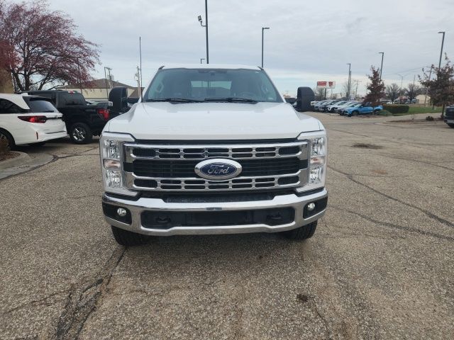 2024 Ford F-250 photo 4