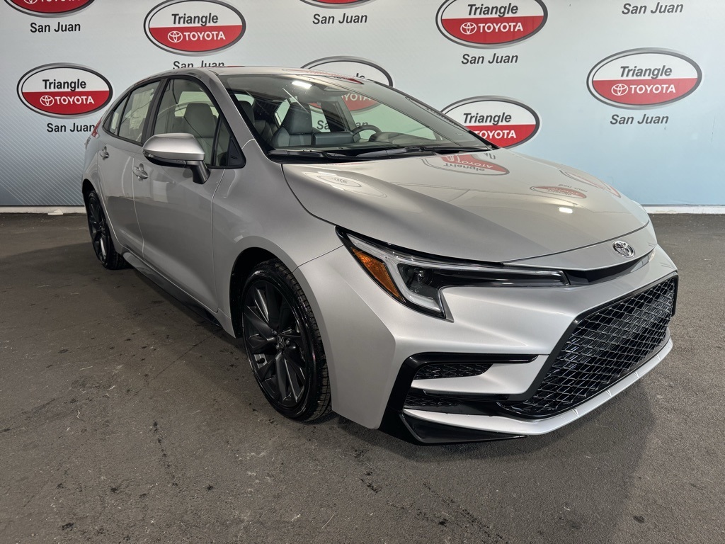 2025 Toyota Corolla SE photo 3