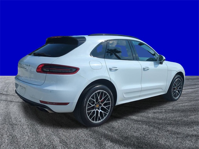2018 Porsche Macan Turbo photo 4