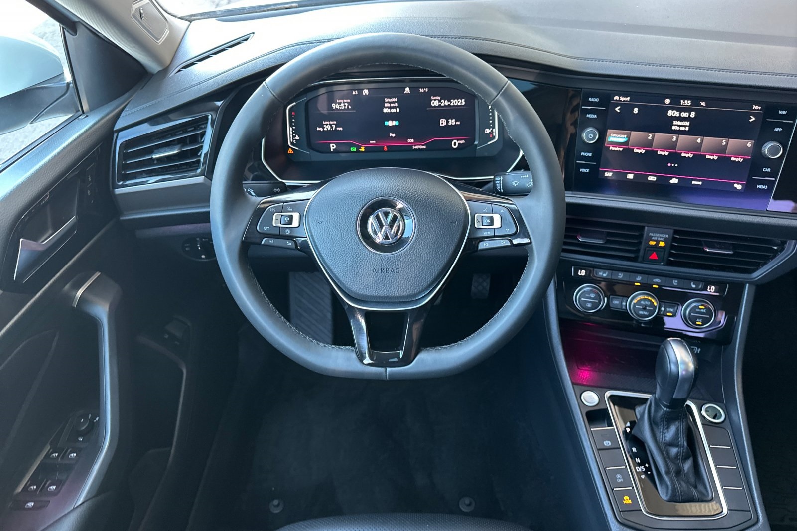 2020 Volkswagen Jetta 1.4T SEL Premium photo 14