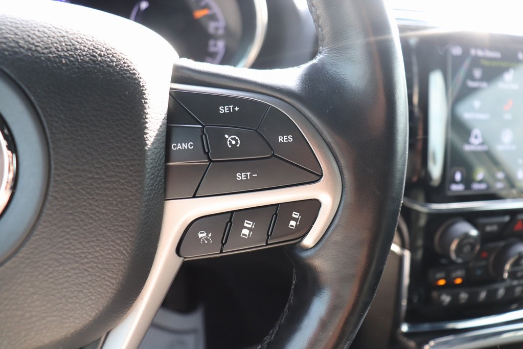 2021 Jeep Grand Cherokee Anniversary Edition photo 28
