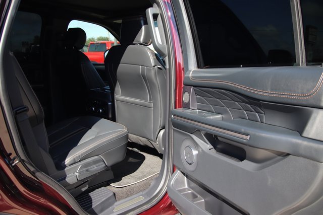 2023 Ford Expedition Platinum photo 9