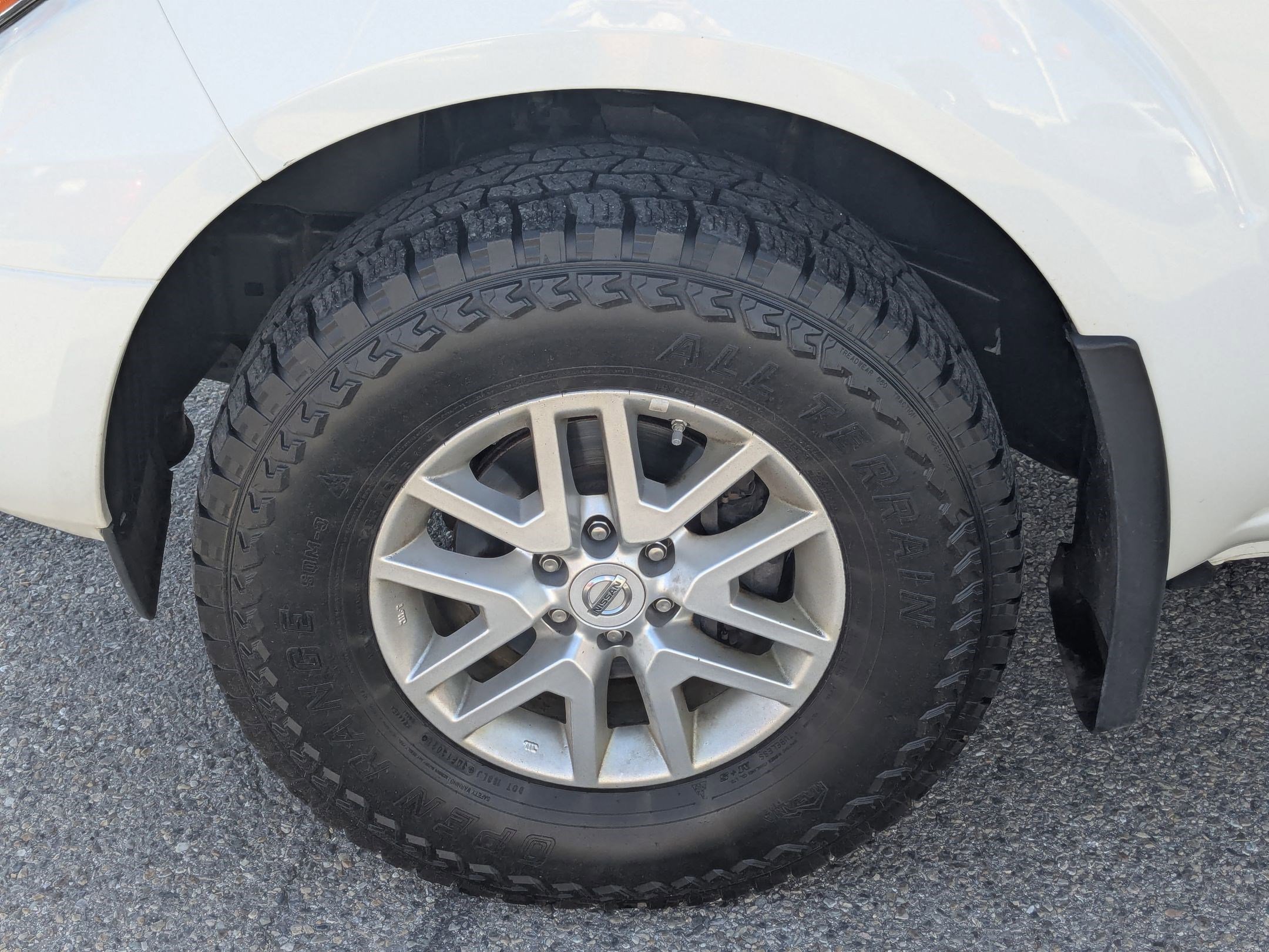 2019 Nissan Frontier SV photo 10