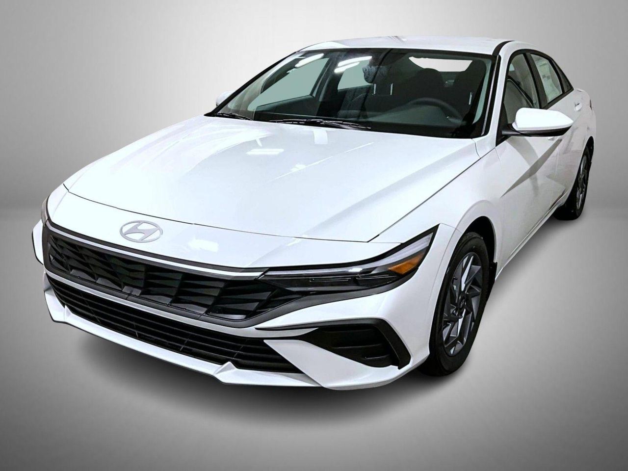 2025 Hyundai Elantra Blue's photo