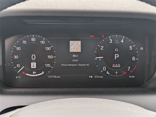 2025 Land Rover Discovery Sport SE photo 10