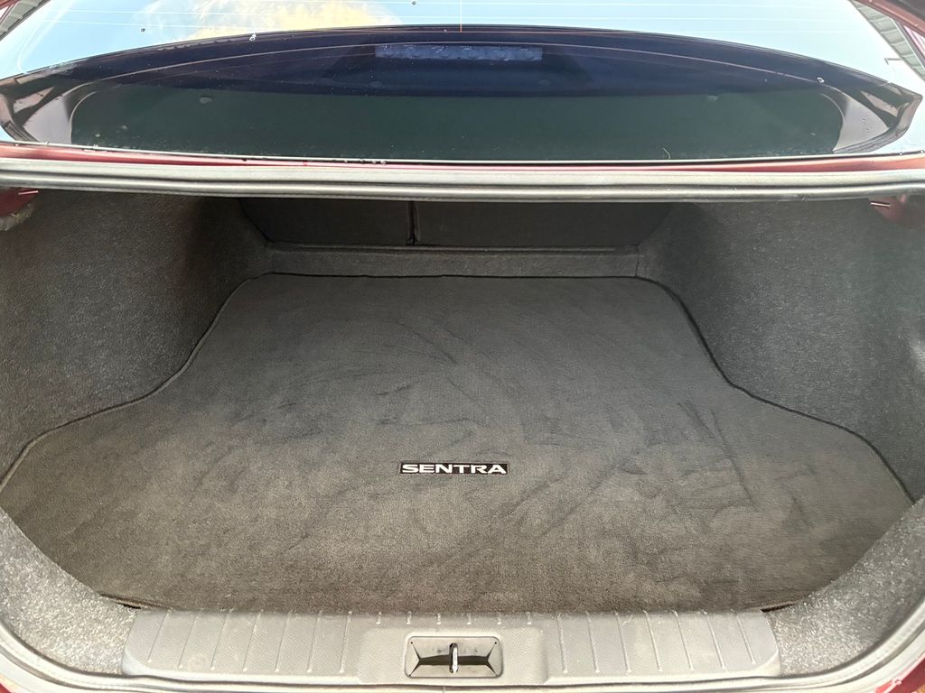 2022 Nissan Sentra SV photo 31