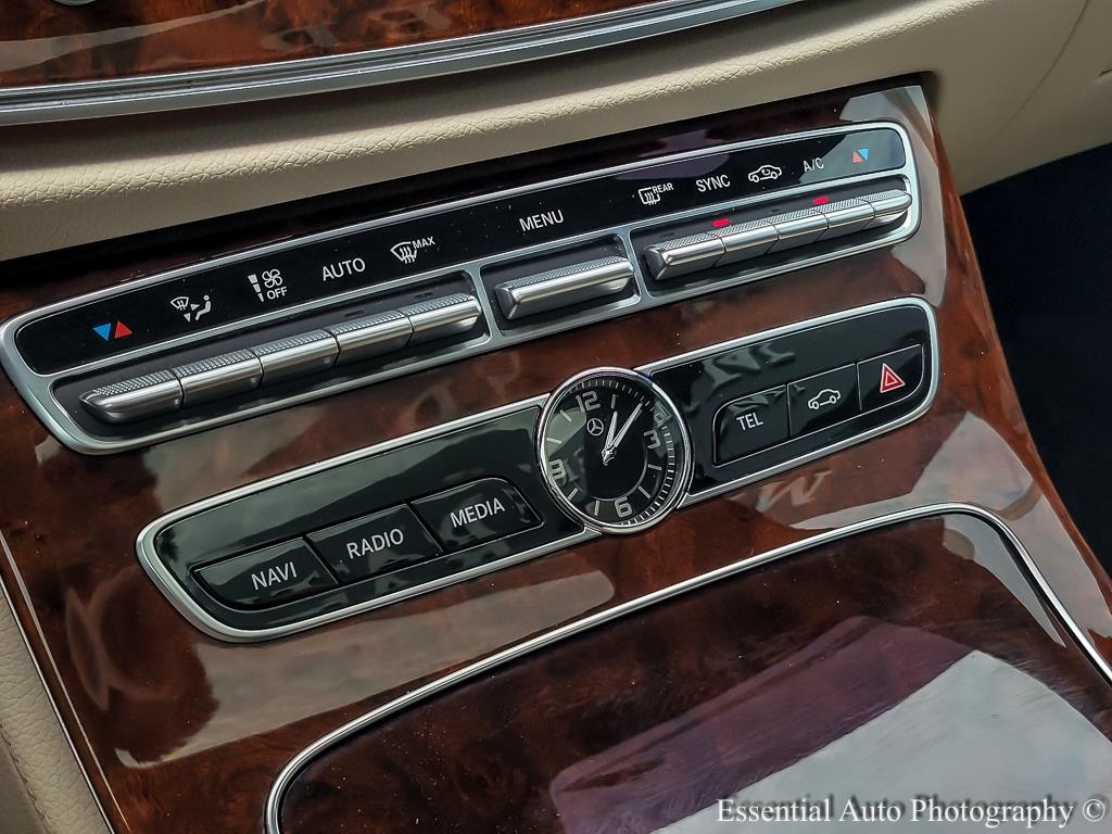 2020 Mercedes Benz E 450 4MATIC photo 16