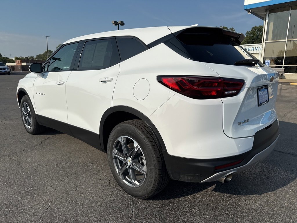 2025 Chevrolet Blazer 2LT photo 5