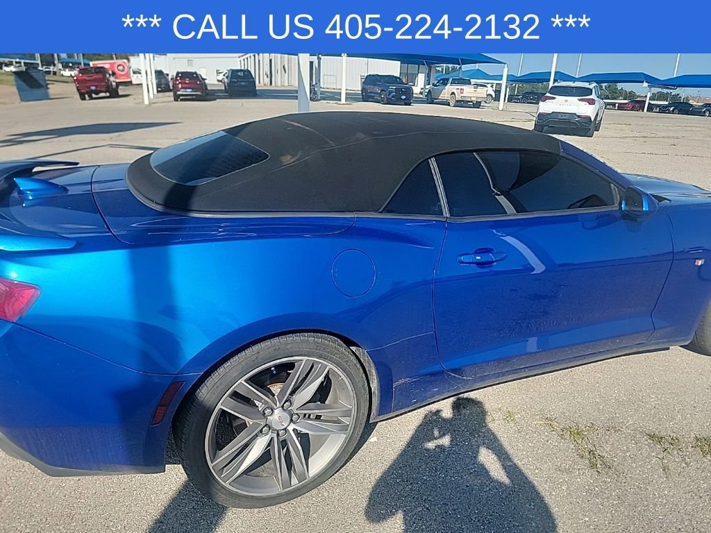 2017 Chevrolet Camaro 2LT photo 18