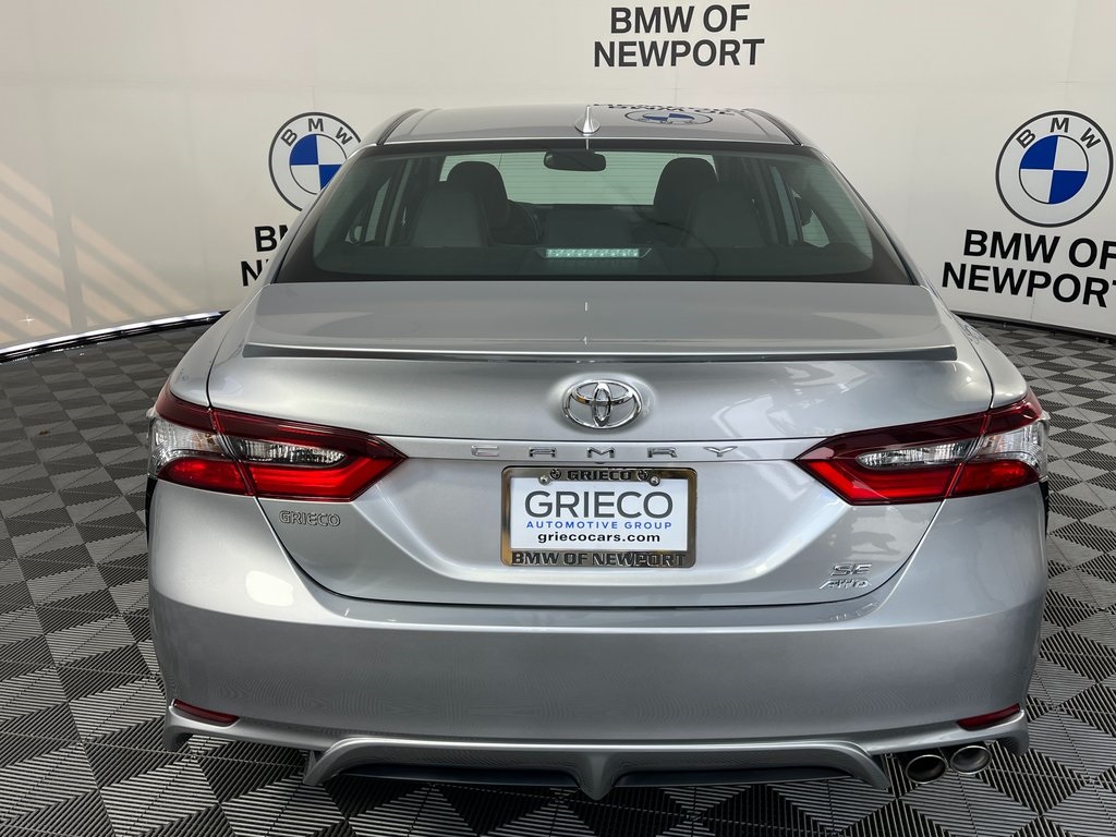 2024 Toyota Camry SE photo 7