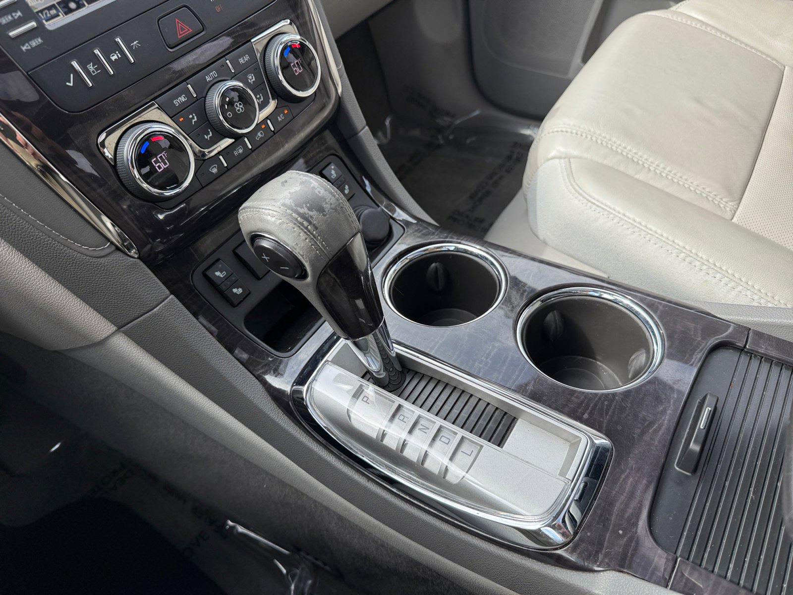 2016 Buick Enclave Leather photo 13