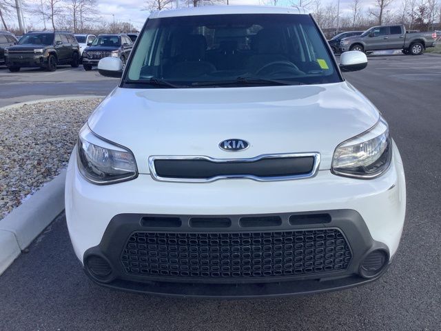 Used 2016 Kia Soul Base with VIN KNDJN2A26G7330955 for sale in Avon, IN