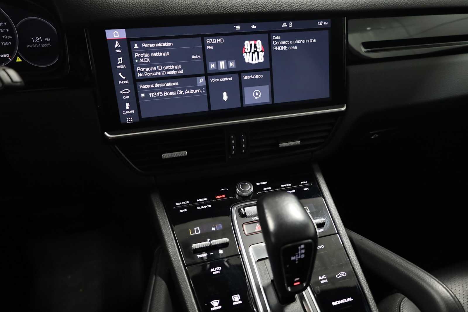 2020 Porsche Cayenne photo 26