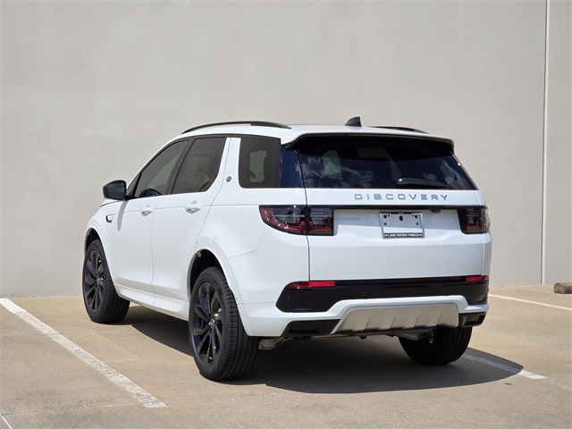 2025 Land Rover Discovery Sport S photo 3
