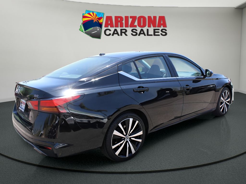 2021 Nissan Altima 2.5 SR photo 4