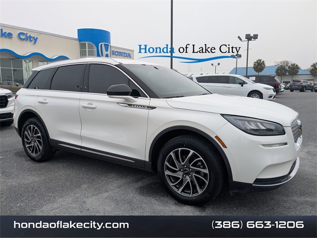 2022 Lincoln Corsair Base's photo