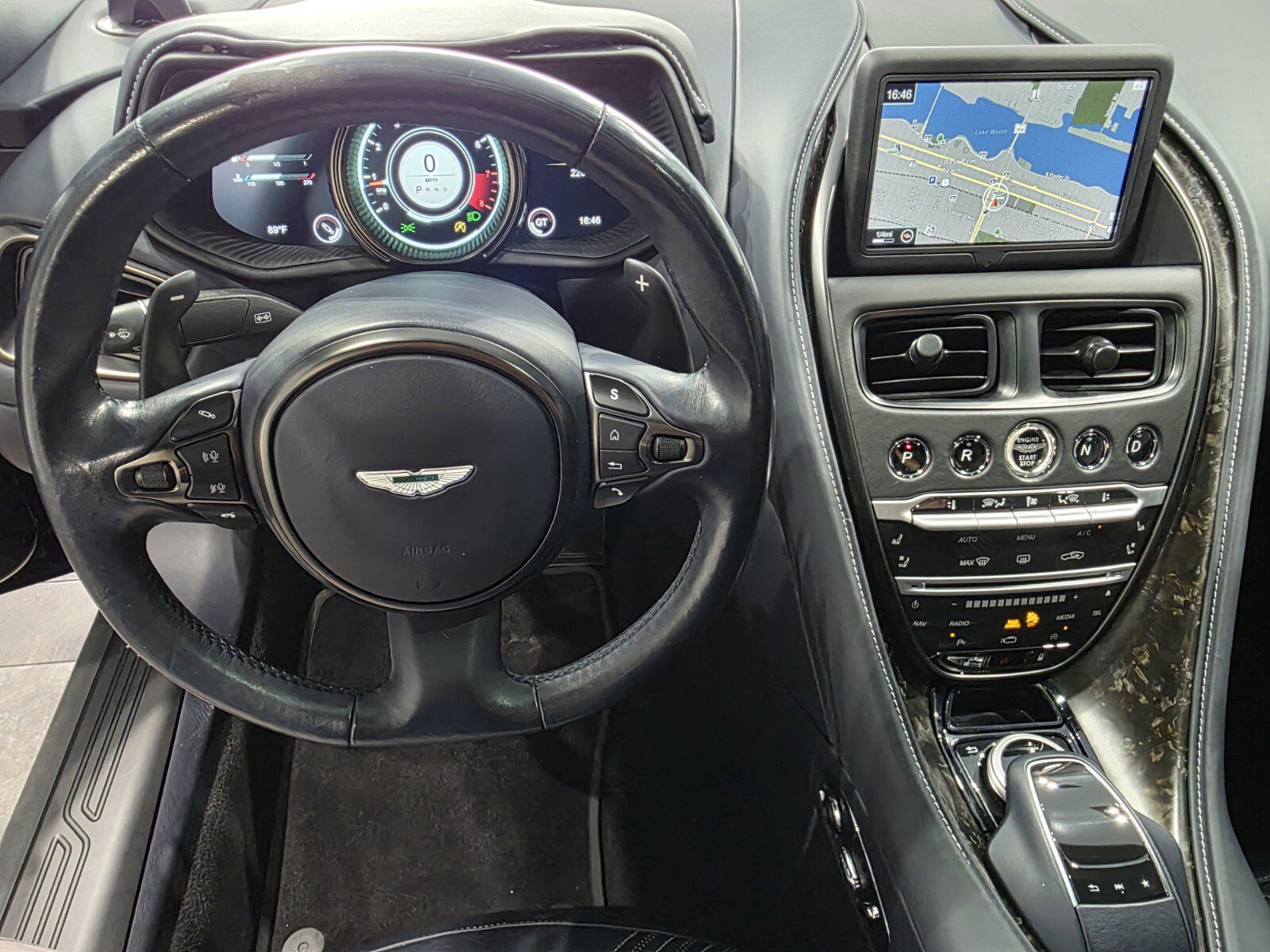 2019 Aston Martin DB11 AM5 photo 10
