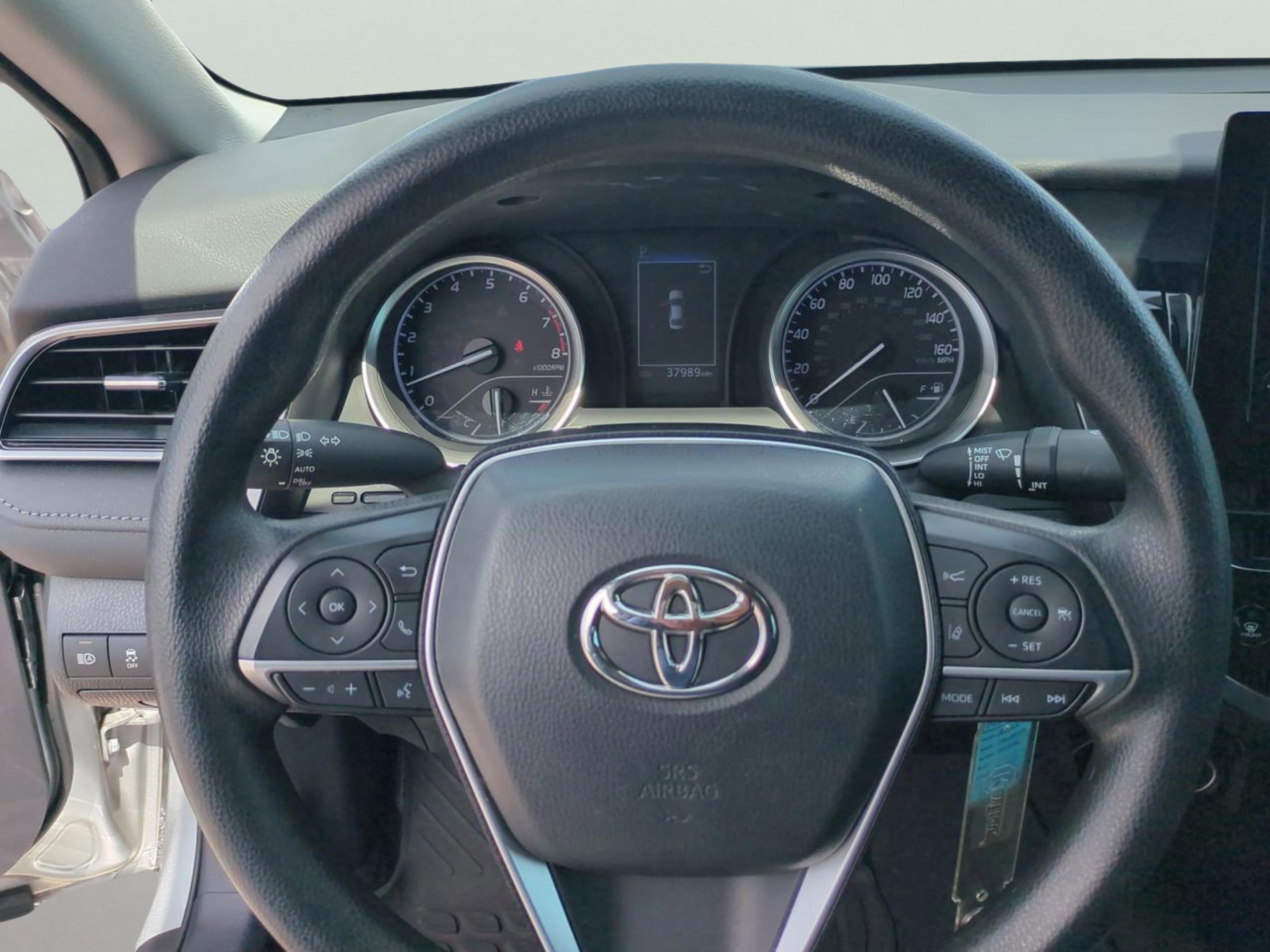 2023 Toyota Camry LE photo 26