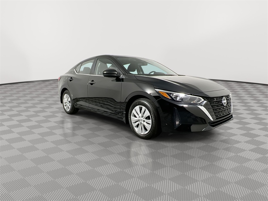 2025 Nissan Sentra S photo 2