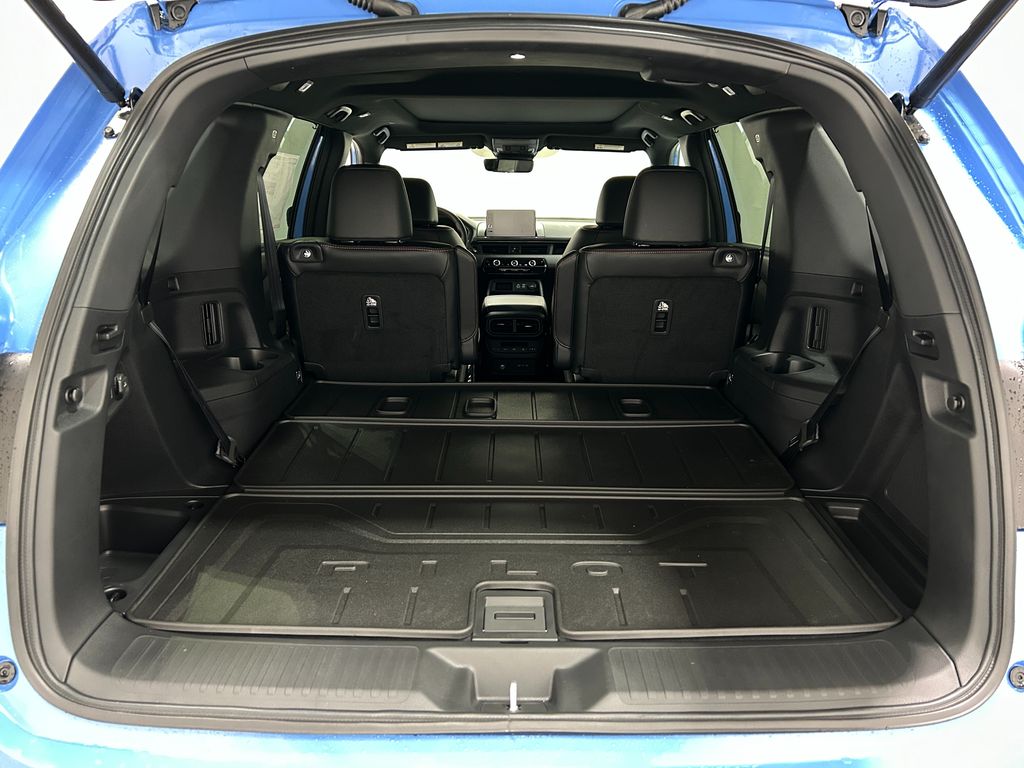 2025 Honda Pilot TrailSport photo 23