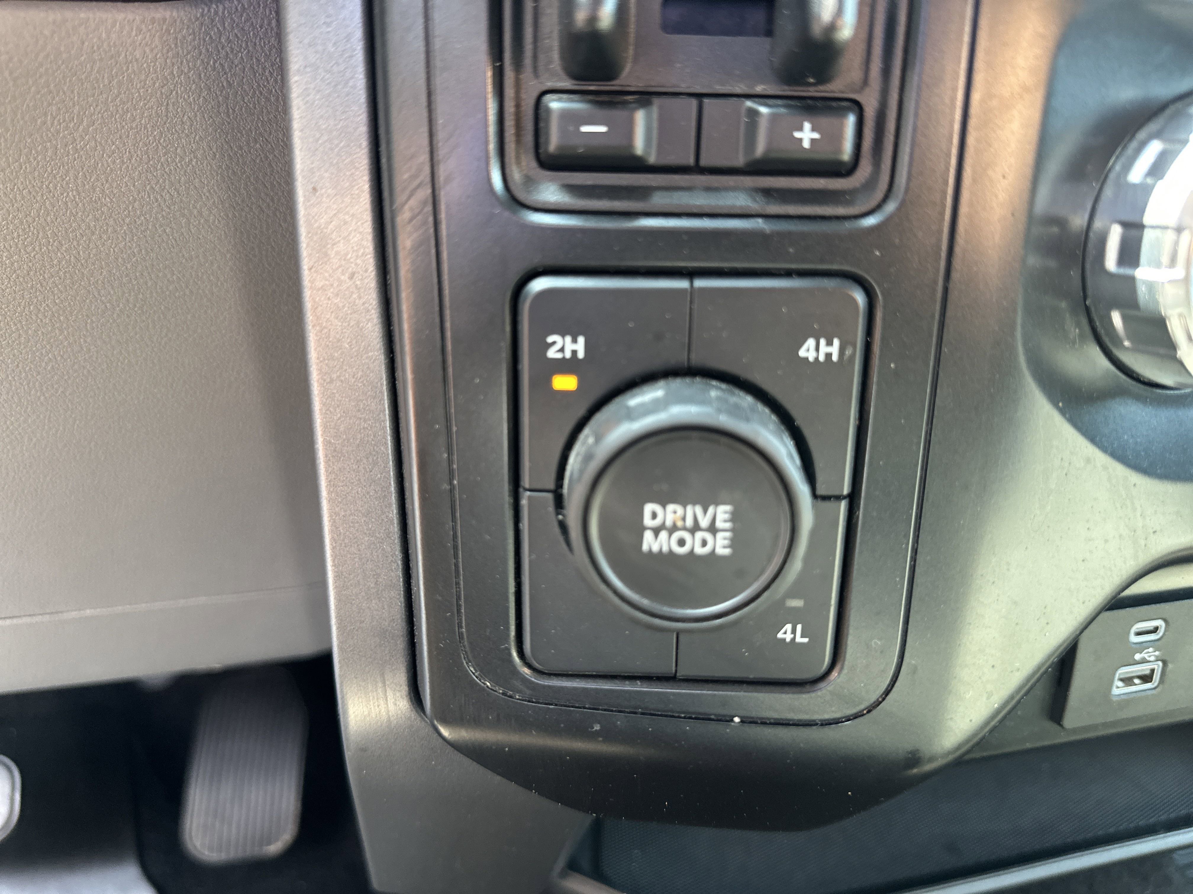 2021 Ford F-150 XLT photo 6