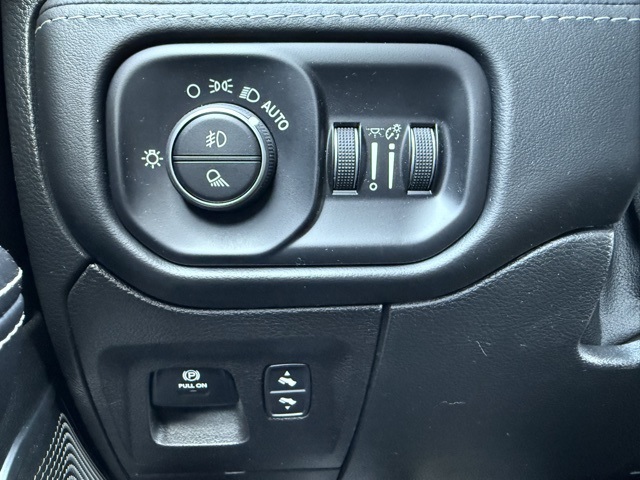 2021 Ram 1500 Limited photo 22
