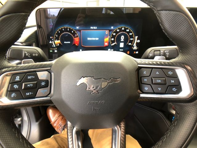 2025 Ford Mustang GT Premium Convertible photo 13