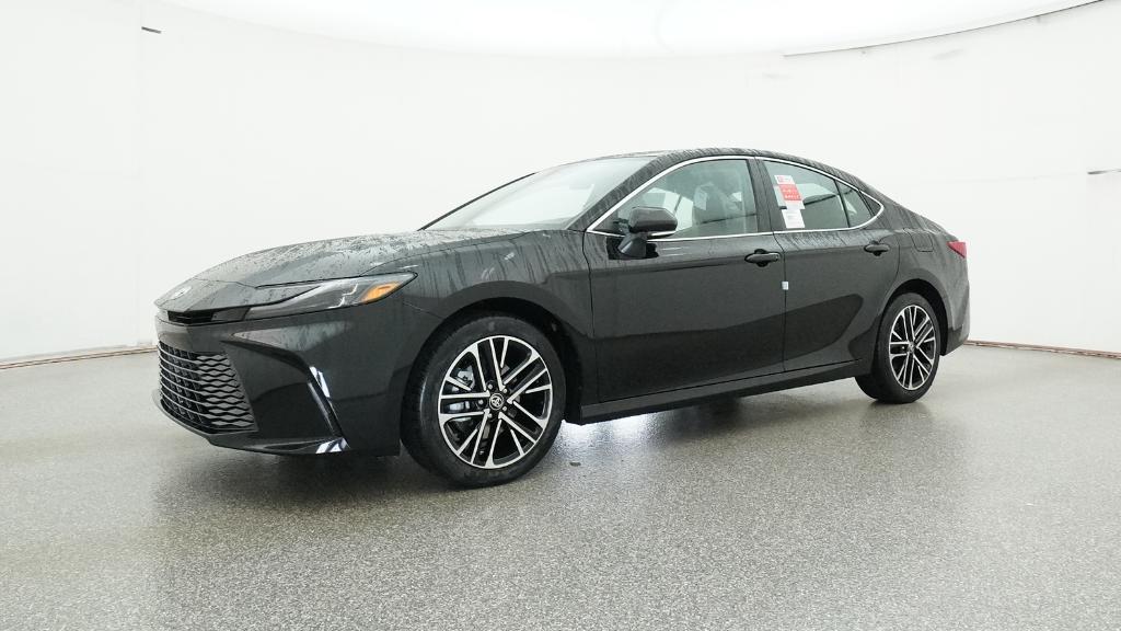 2026 Toyota Camry XLE photo 3