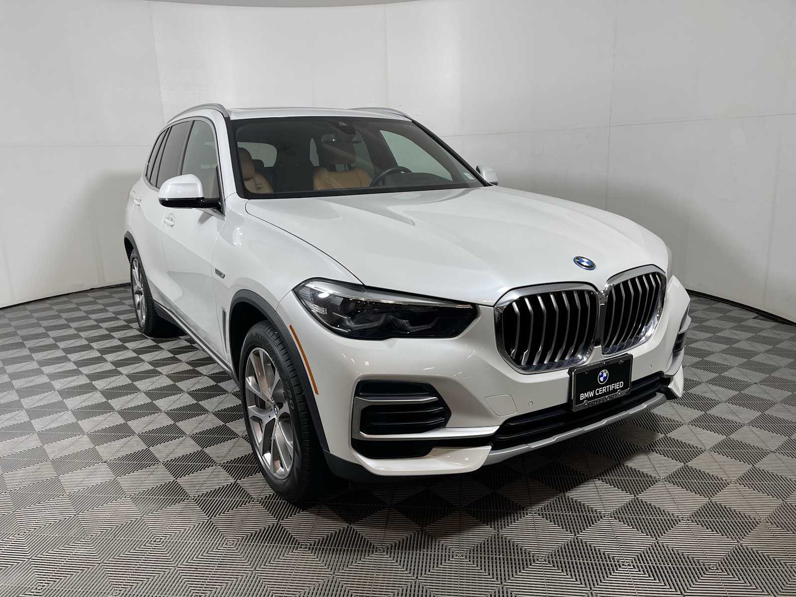 2022 Bmw X5 xDrive45e photo 2