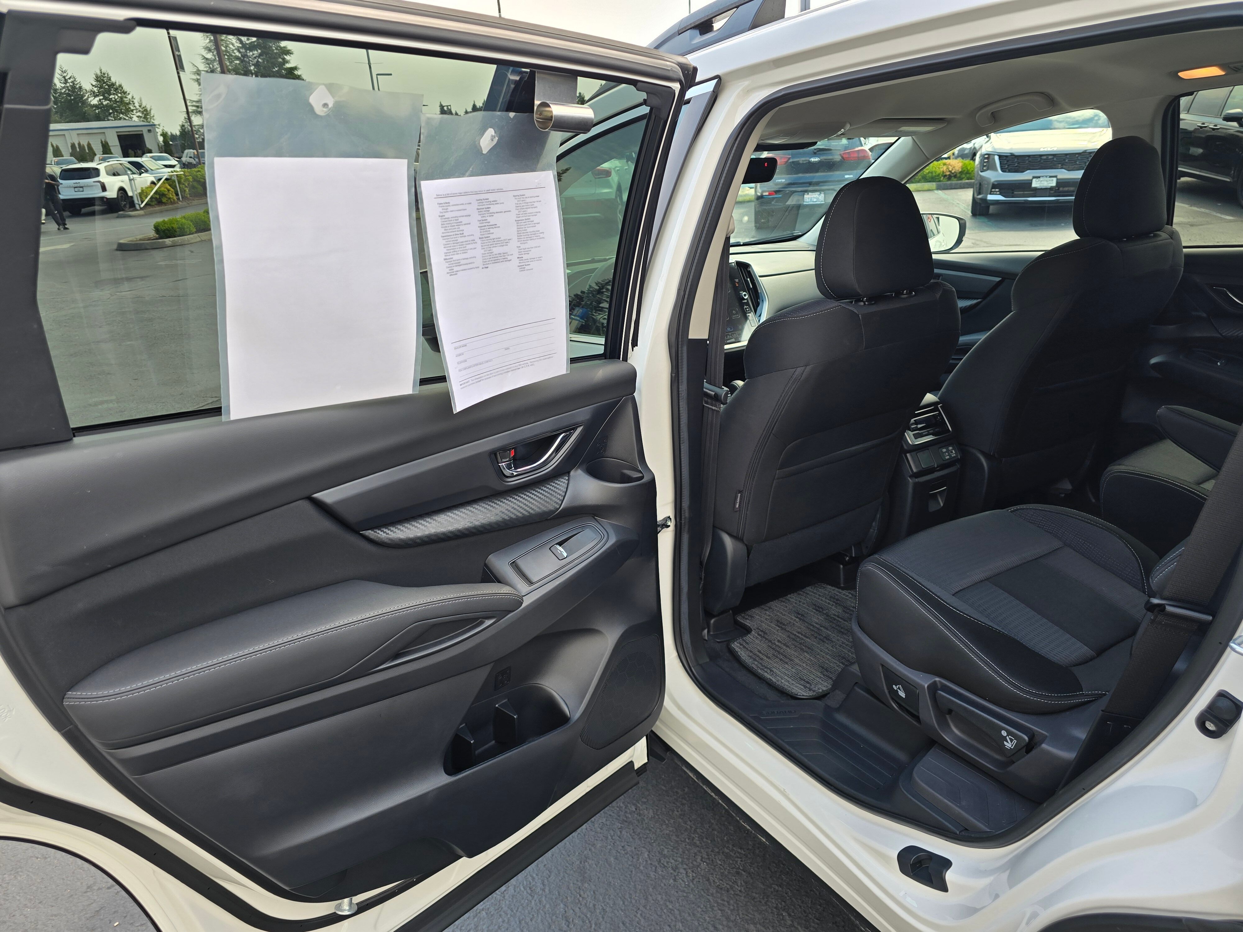 2024 Subaru Ascent Premium photo 7