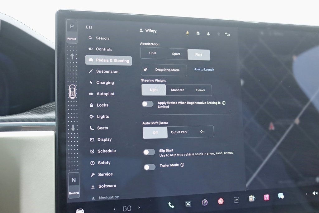 2022 Tesla Model X Plaid photo 18