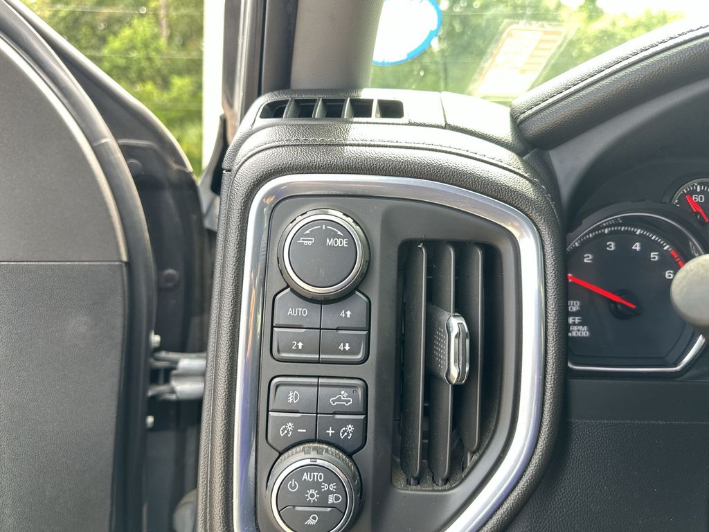 2022 Chevrolet Silverado 1500 LTZ photo 28