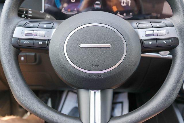 New 2025 Black Hyundai SEL FWD image 19