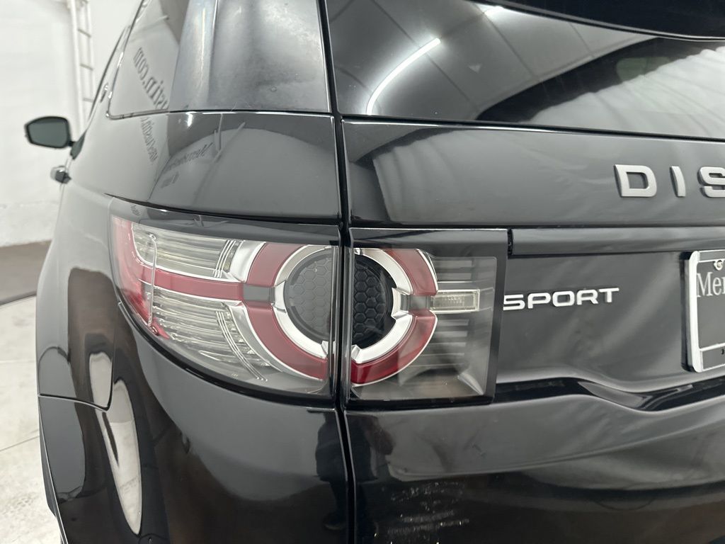 2016 Land Rover Discovery Sport HSE photo 25