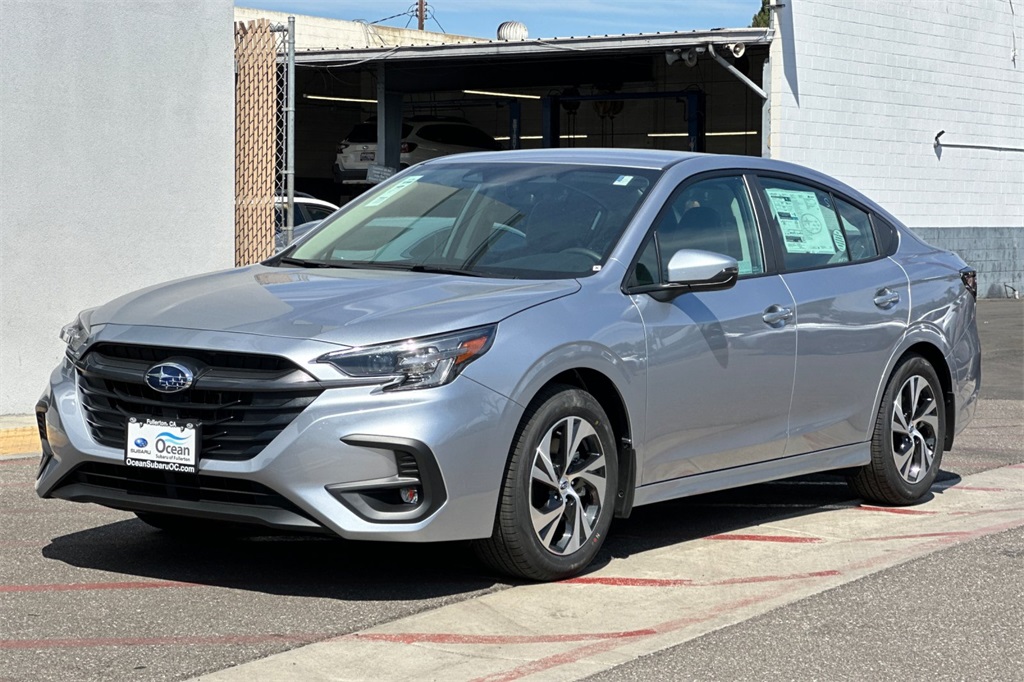 2025 Subaru Legacy Premium photo 8