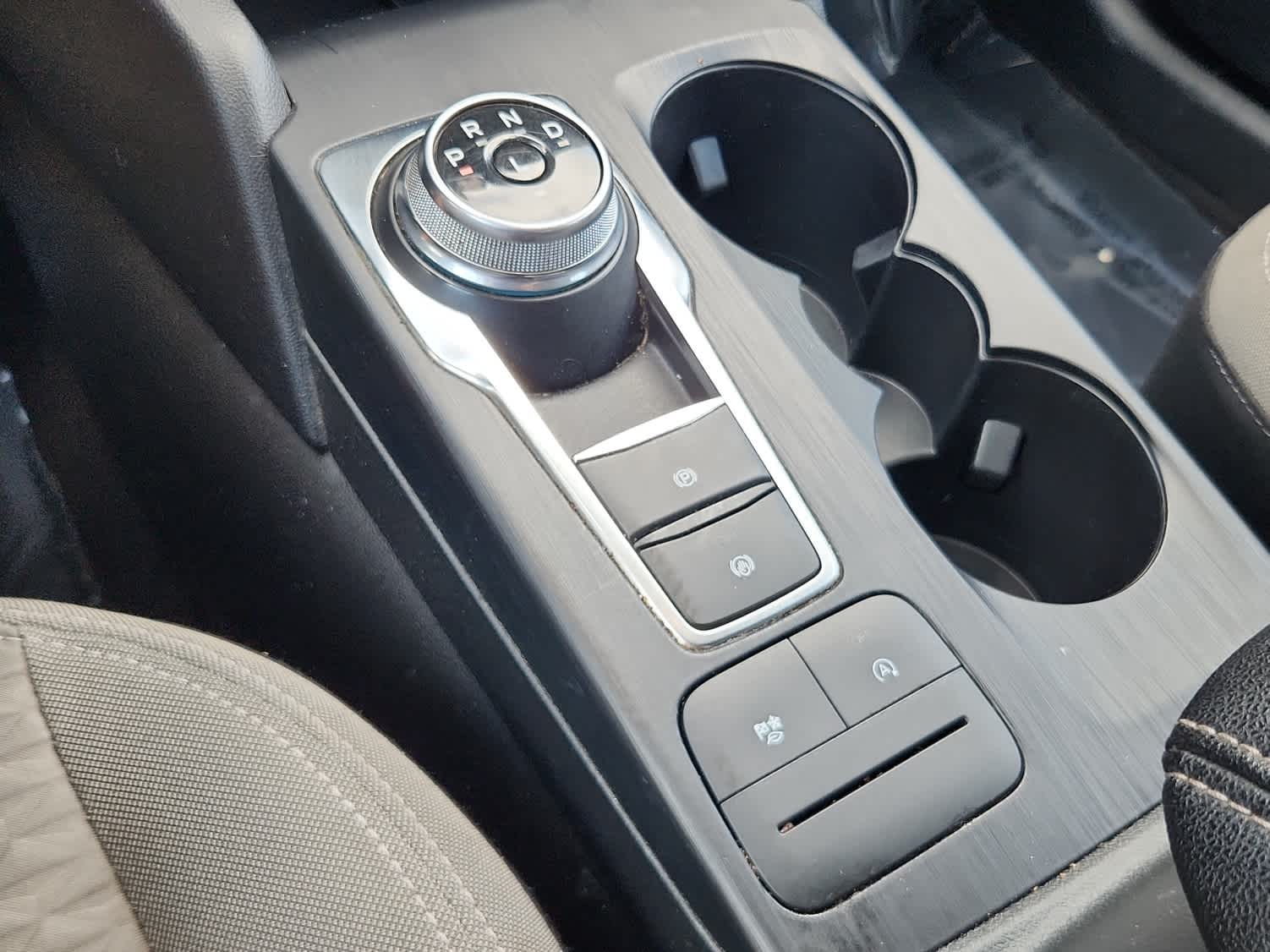 2022 Ford Escape SE photo 11