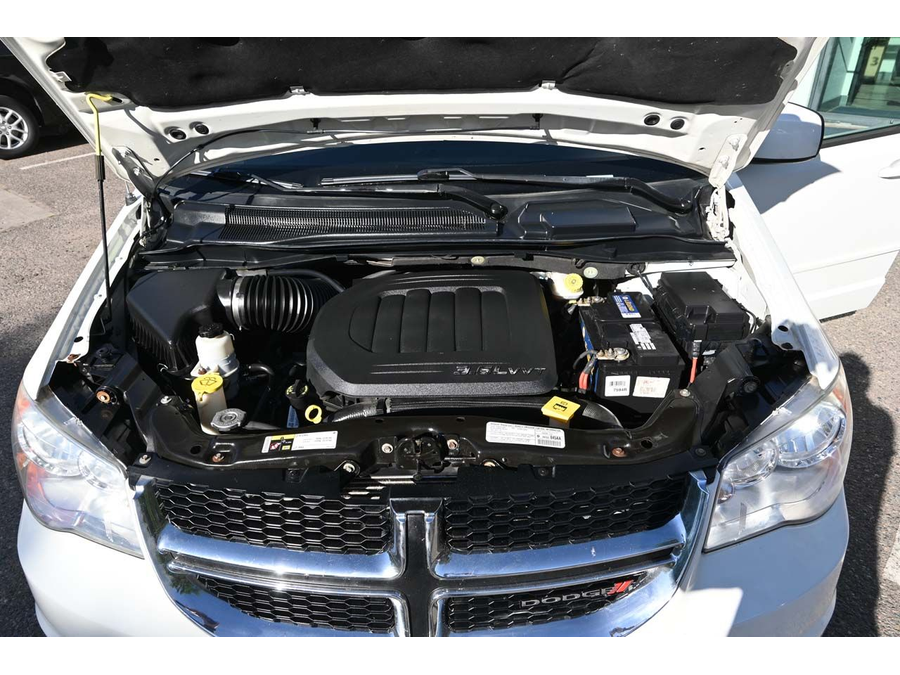 2013 Dodge Grand Caravan SXT photo 31