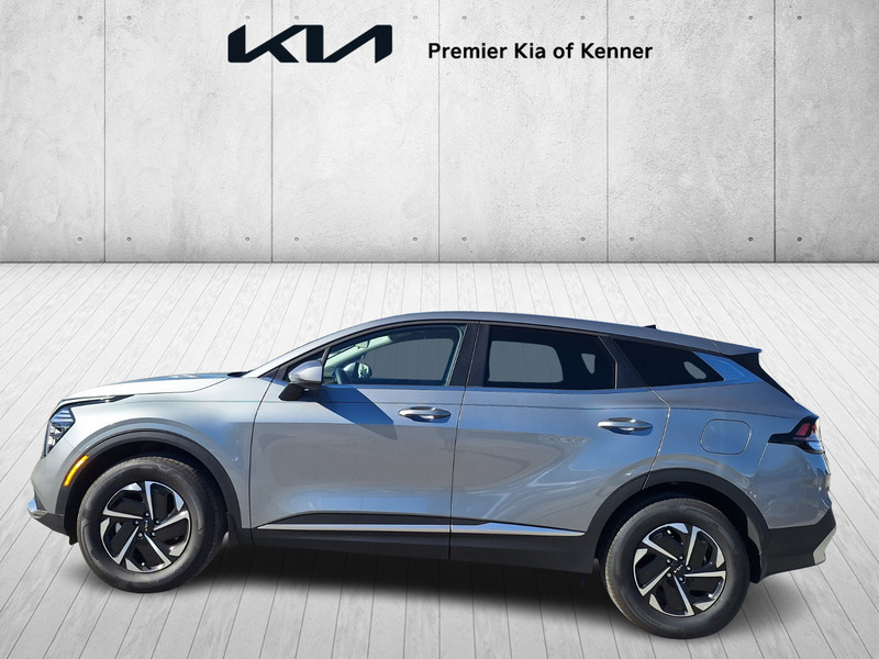 2025 Kia Sportage Hybrid LX photo 2