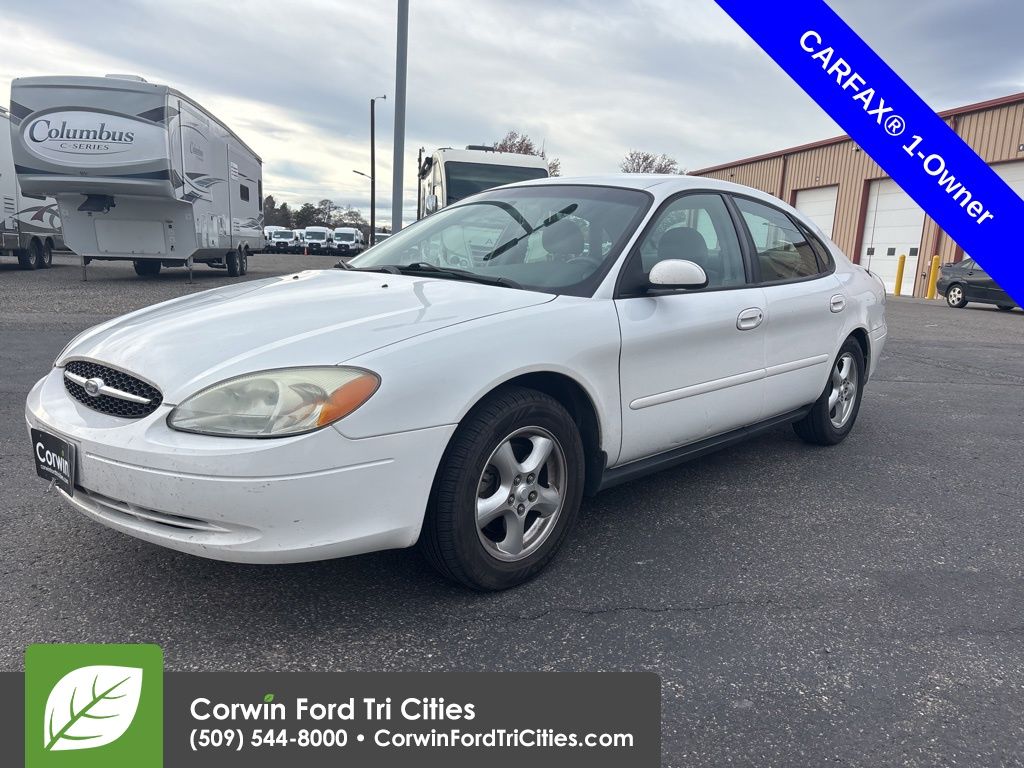 2002 Ford Taurus SE's photo