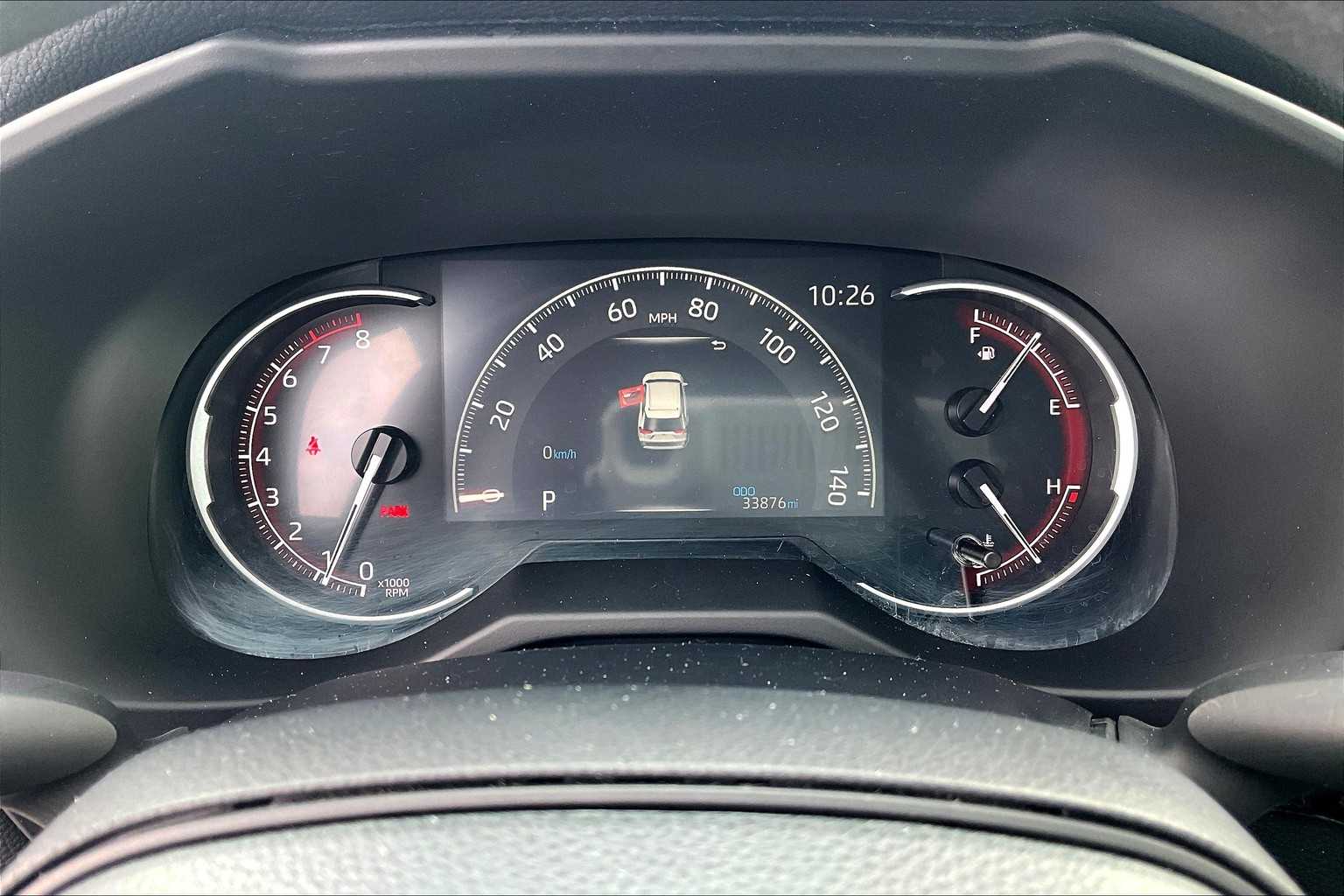 2024 Toyota RAV4 LE photo 18