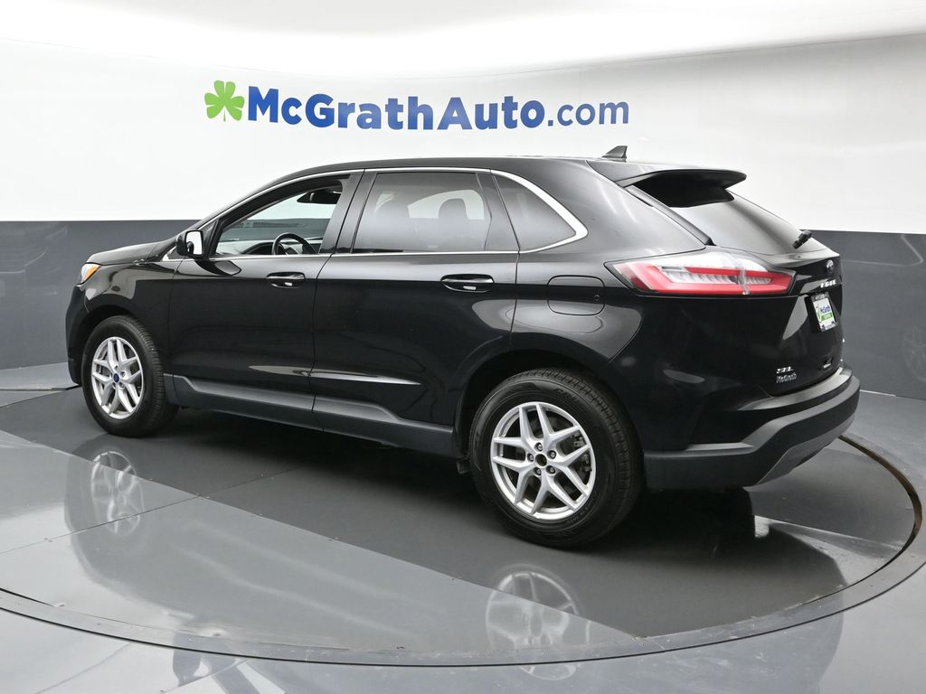 2022 Ford Edge SEL photo 17