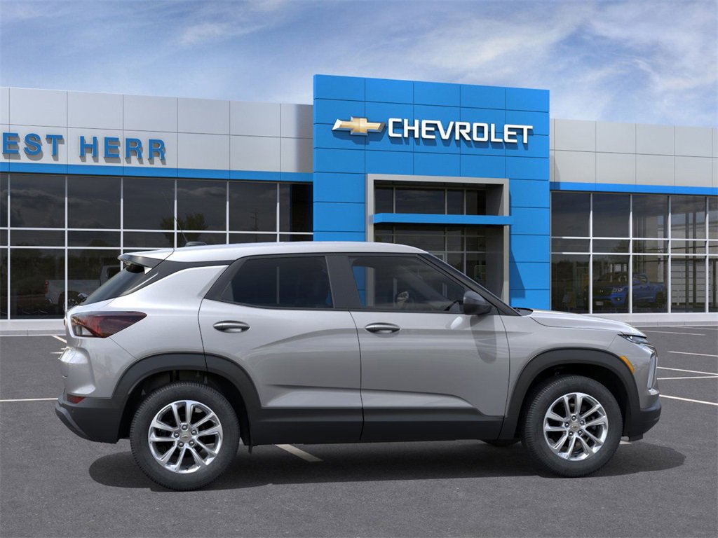 2026 Chevrolet Trailblazer LS photo 4