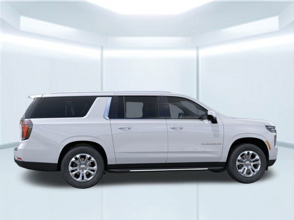 2025 Chevrolet Suburban LS photo 4