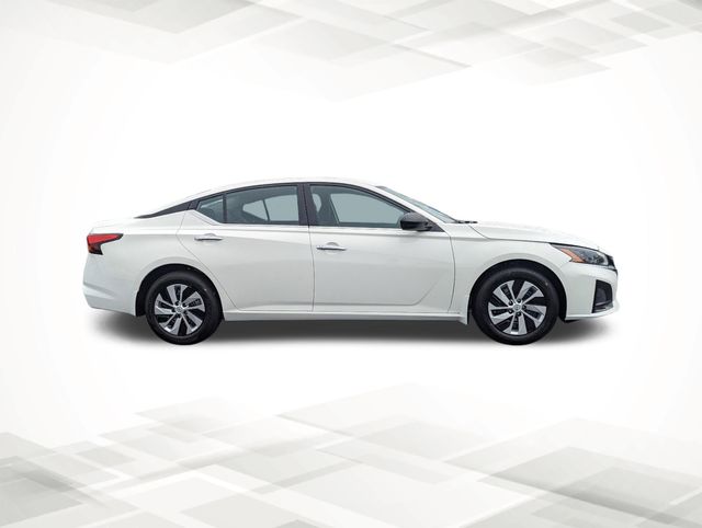 2025 Nissan Altima 2.5 S photo 3