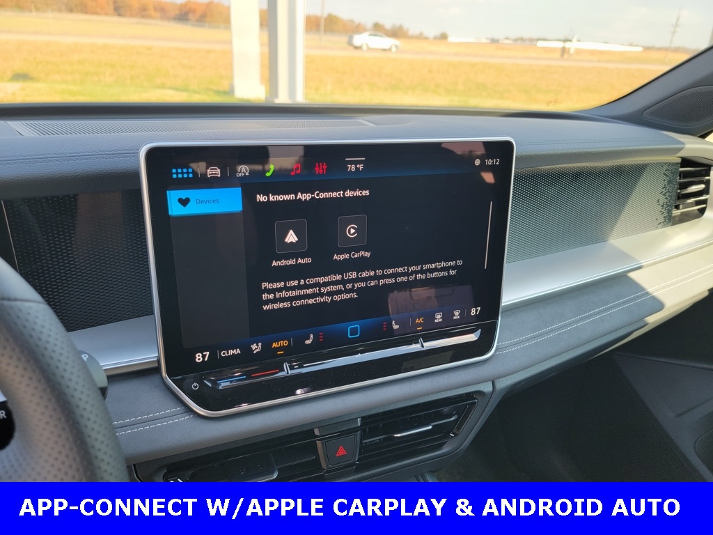 2026 Volkswagen Tiguan SE R-Line Black photo 4