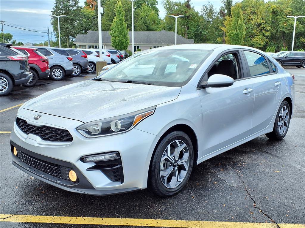 2020 Kia Forte LXS photo 2