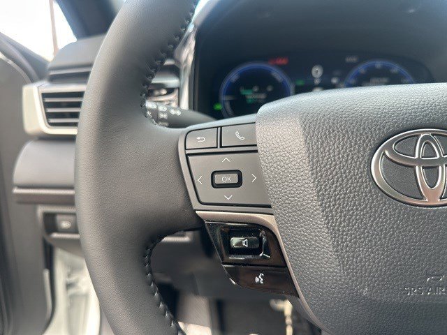 2025 Toyota Camry XSE photo 18